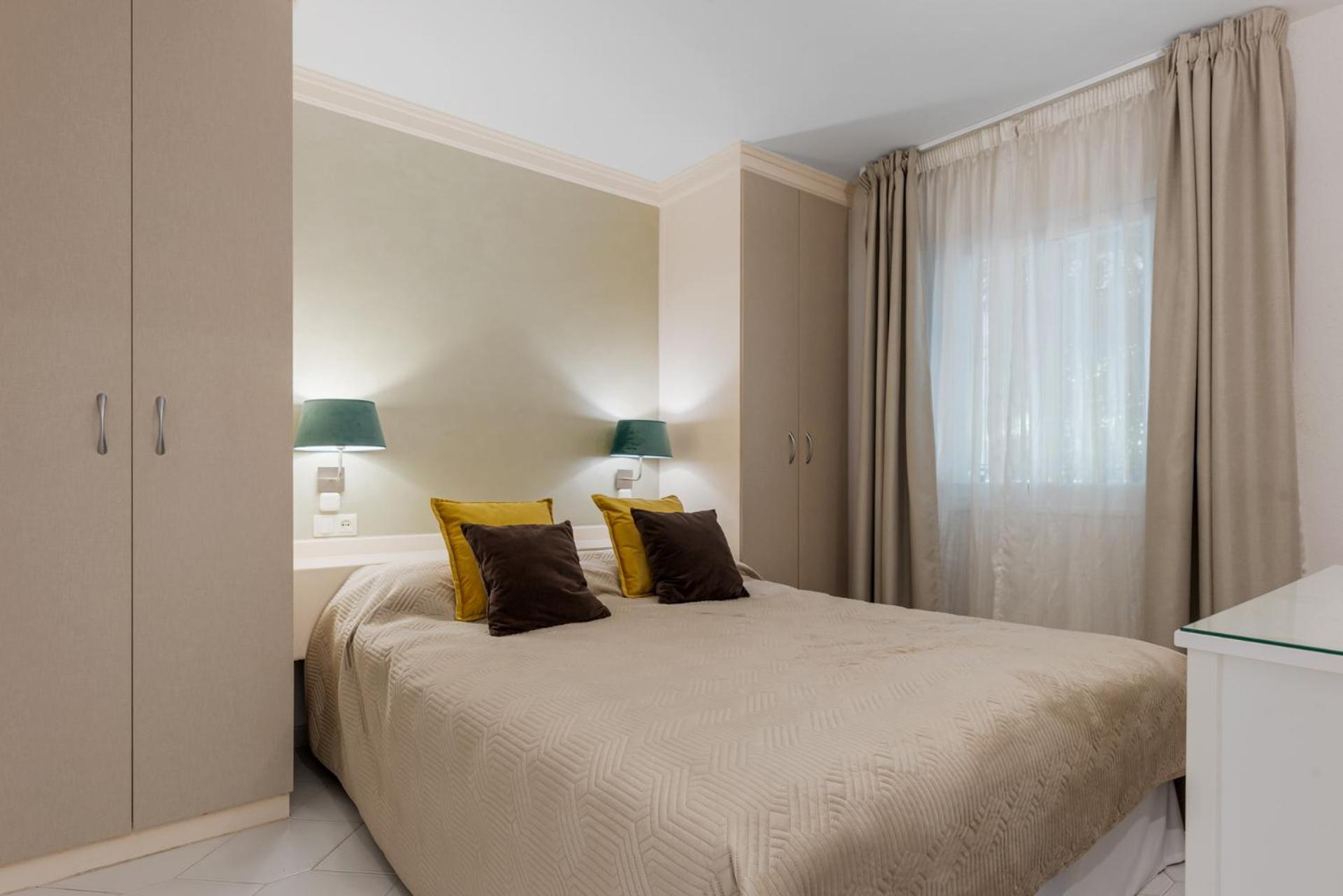 Playa Miraflores Luxury Beachfront Apartment Sitio de Calahonda Εξωτερικό φωτογραφία